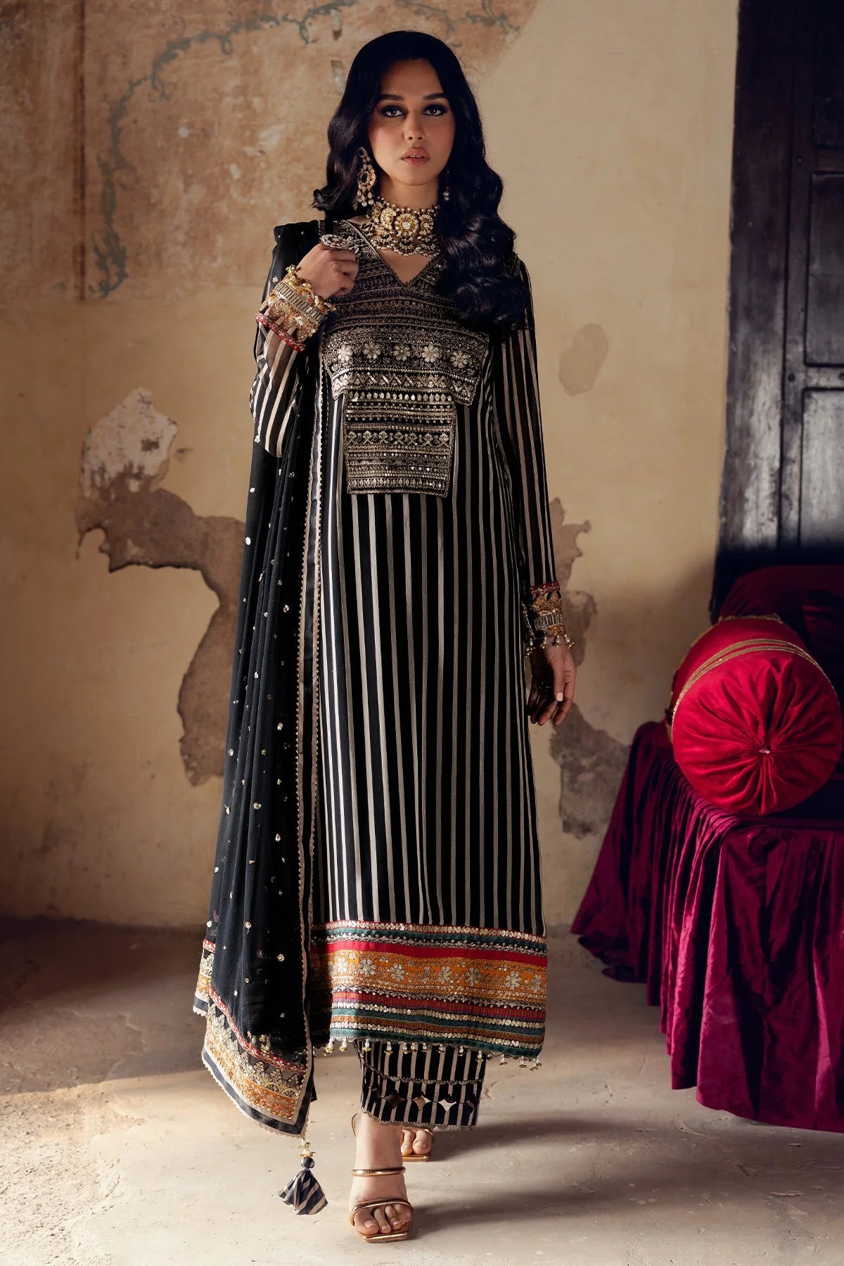 18-Elegant embroidered black outfit for evening wear by-Charizma