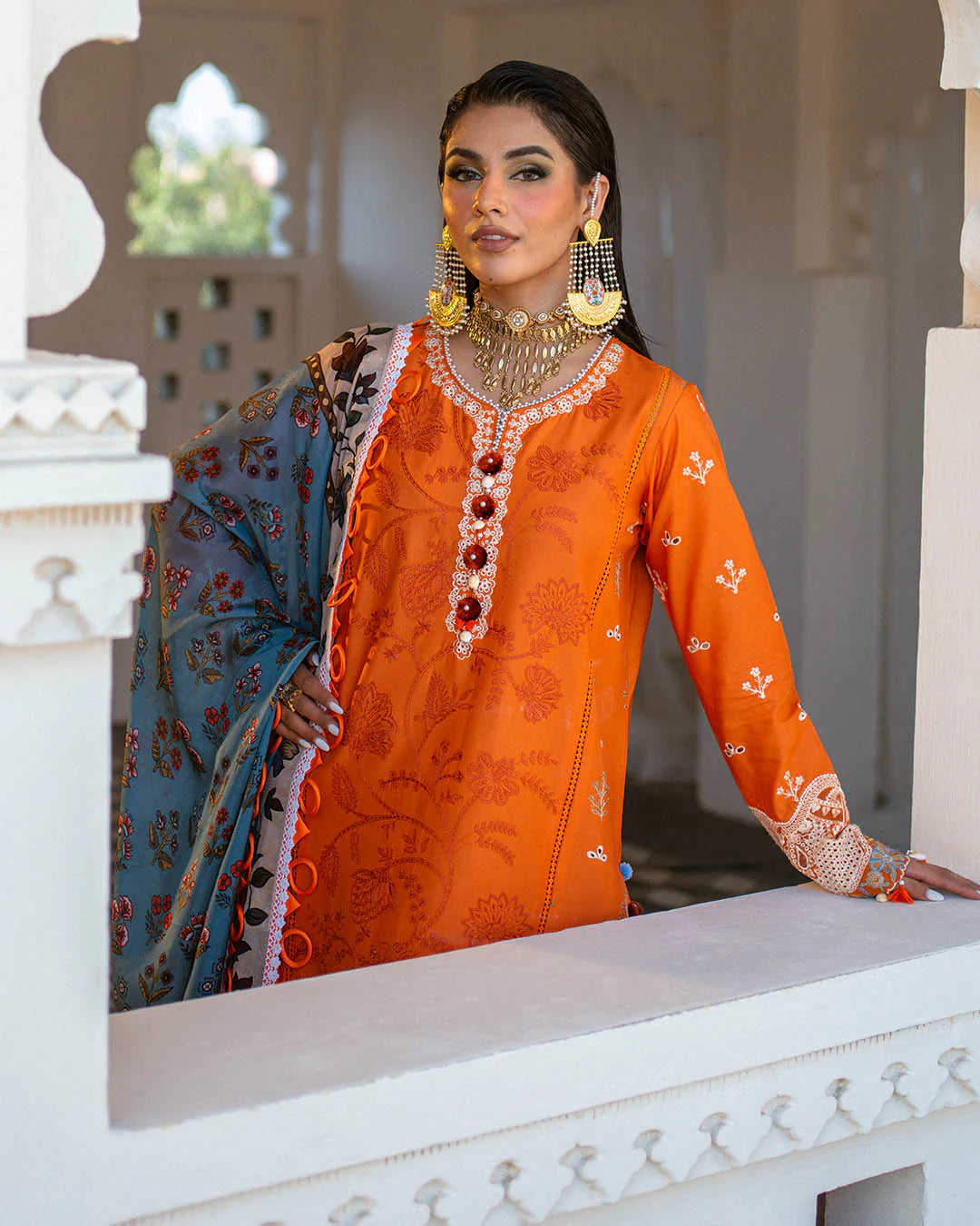 Bella- Sajna Lawn 25 Outfit By- Maya Ali
