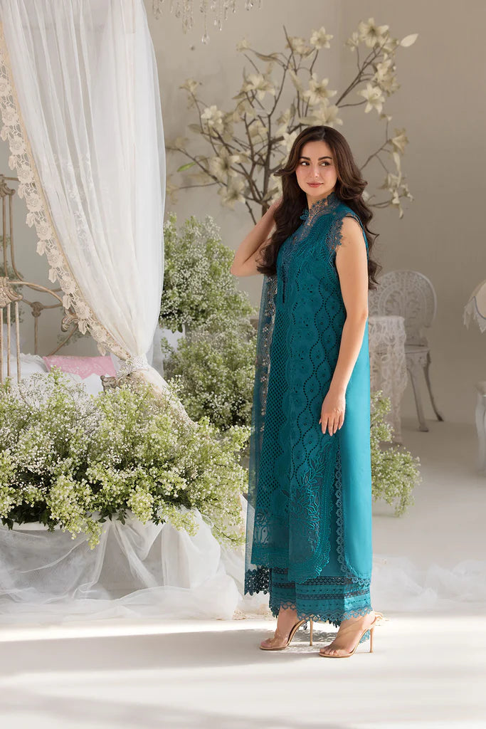 Design-2A Luxury Lawn Ensemble 2025 By- Sobia Nazir
