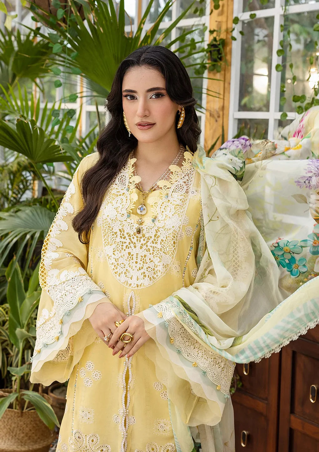 Butter Bloom Yellow Chikankari Lawn Outfit – Pakistanimoda