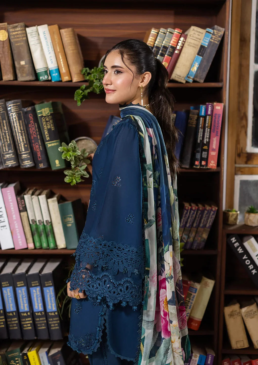 Serenaire Blue Stitched Lawn Outfit with Chiffon Dupatta – Pakistanimoda