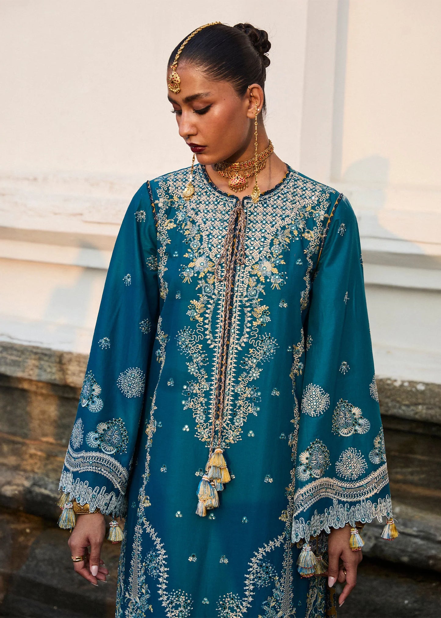 Eupic- Teal Blue Luxury Lawn Suit By- Hussain Rehar