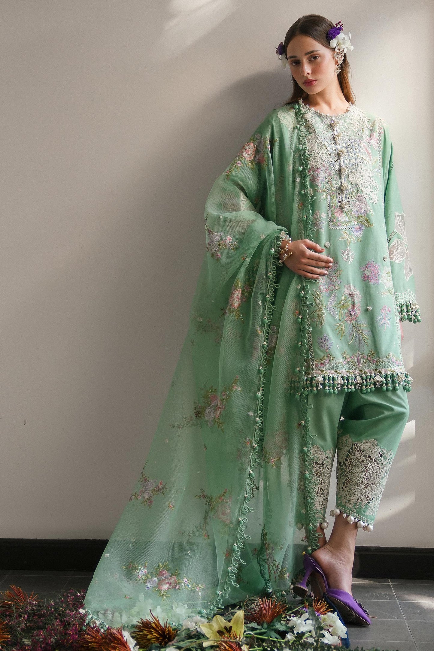 L251-008A-3CT- Sage Green Luxury Lawn Outfit By- Sana Safinaz