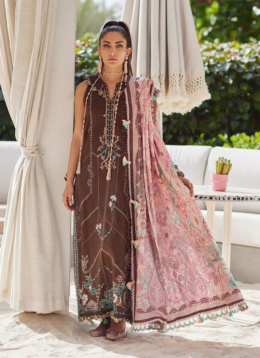 Lvella Lindtt- W E S Luxury Ensemble '25 By- Farah Talib Aziz