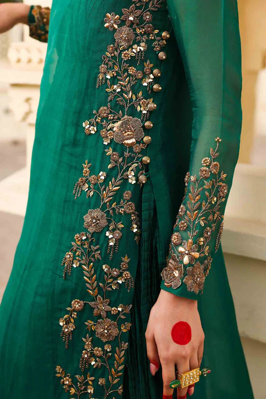 Zamrood Ara- Formal South Asian Attire with Heritage Embellishments