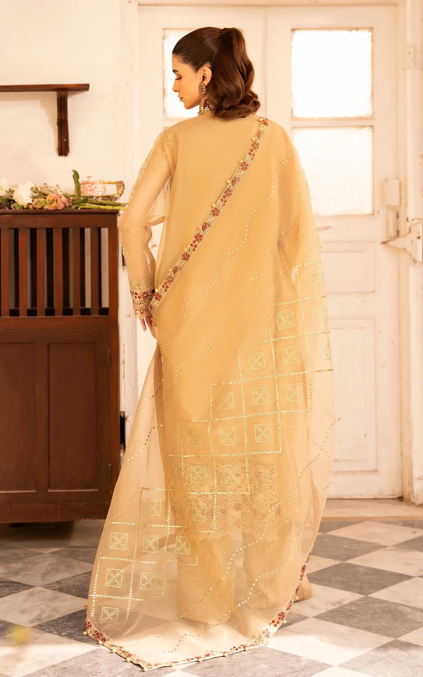 Zareen-(SEF25-06)- Gold Sunehri Eid Edit'25 Ensemble