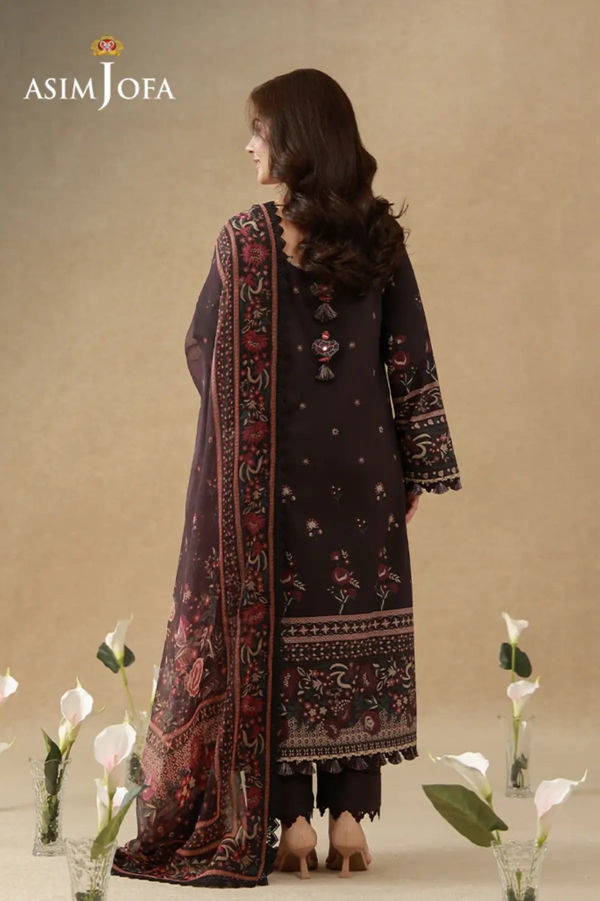 AJUBEP-06 Asim Jofa Deep Maroon Embroidered Cambric 3PC Suit with digital printed shirt, embroidered organza neckline and chiffon dupatta