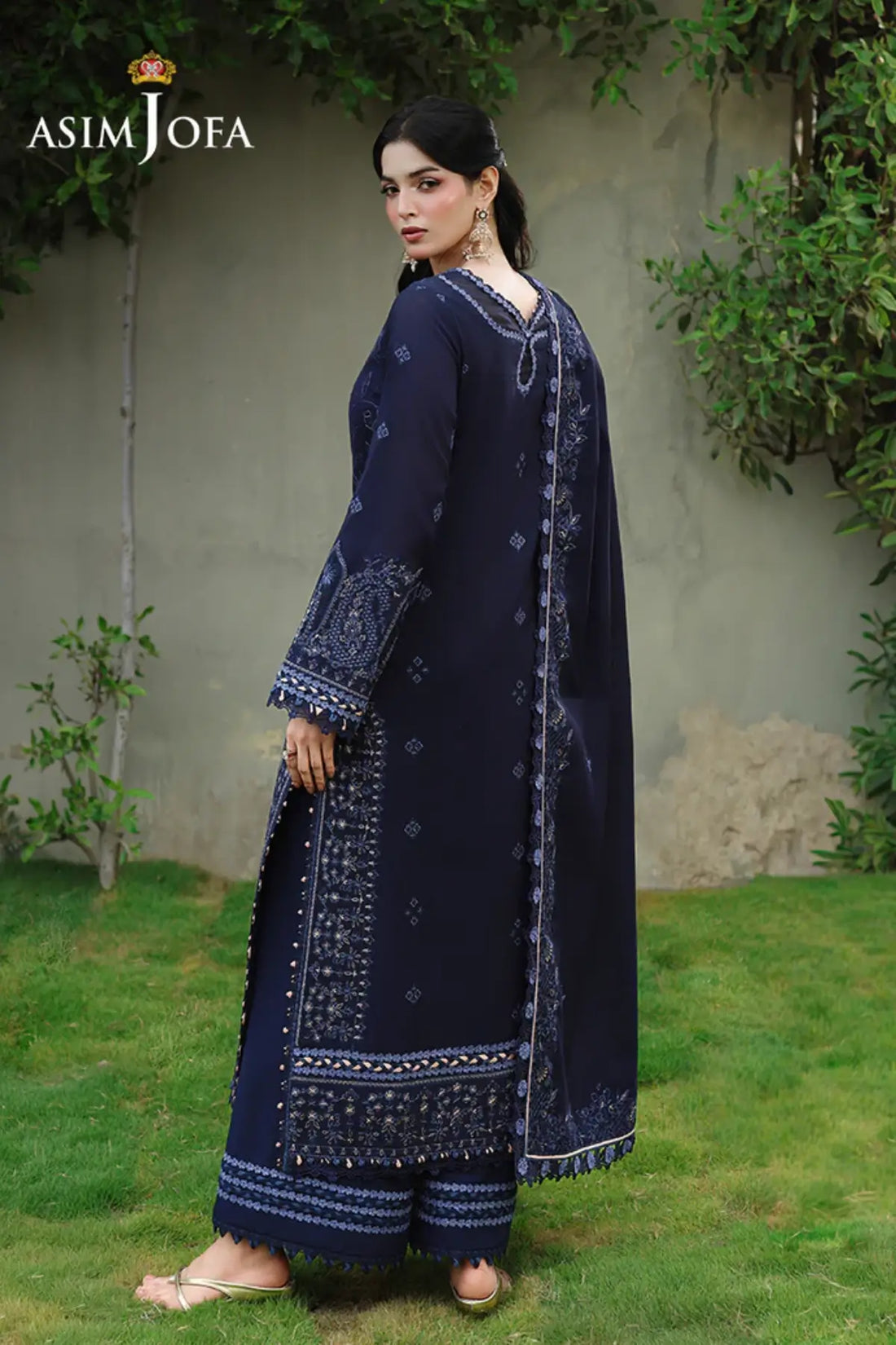 AJULC-07 Asim Jofa navy blue paper cotton suit with embroidered paper cotton dupatta and boski silk trouser