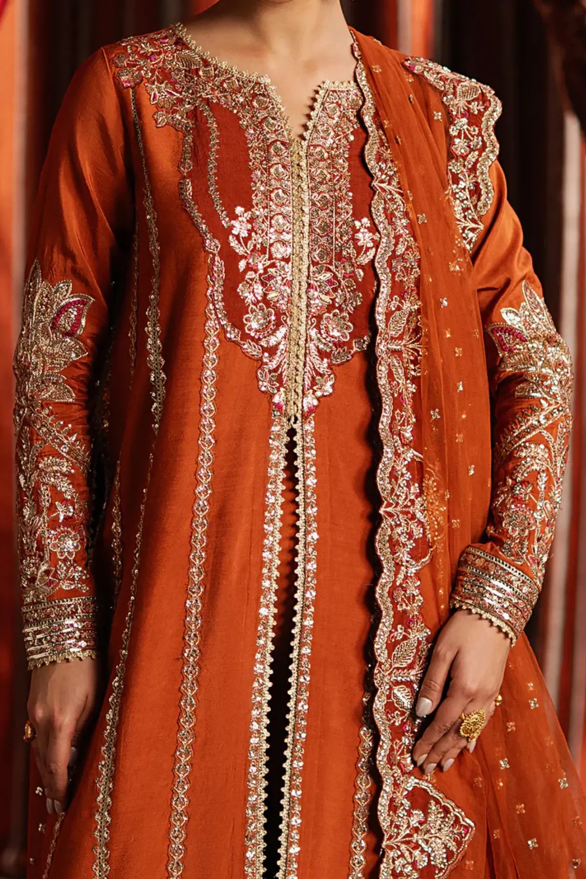 Aafreen Afrozeh rust raw silk wedding ensemble DIVANI 2025 Pakistani formal wear stitched Pakistanimoda