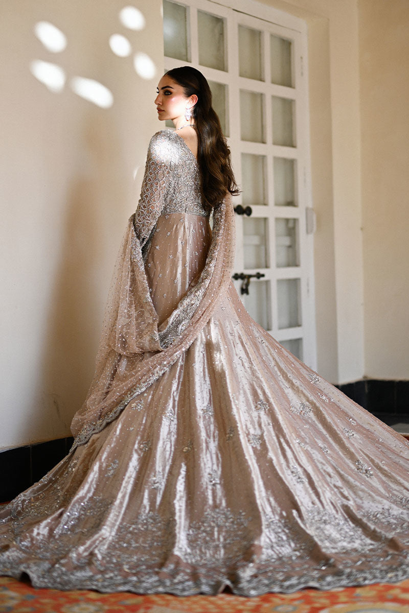 Dusky pink Pakistani bridal kalidaar in silver lamé with sheesha silk lehenga and net dupatta – luxury wedding outfit for brides in Canada.
