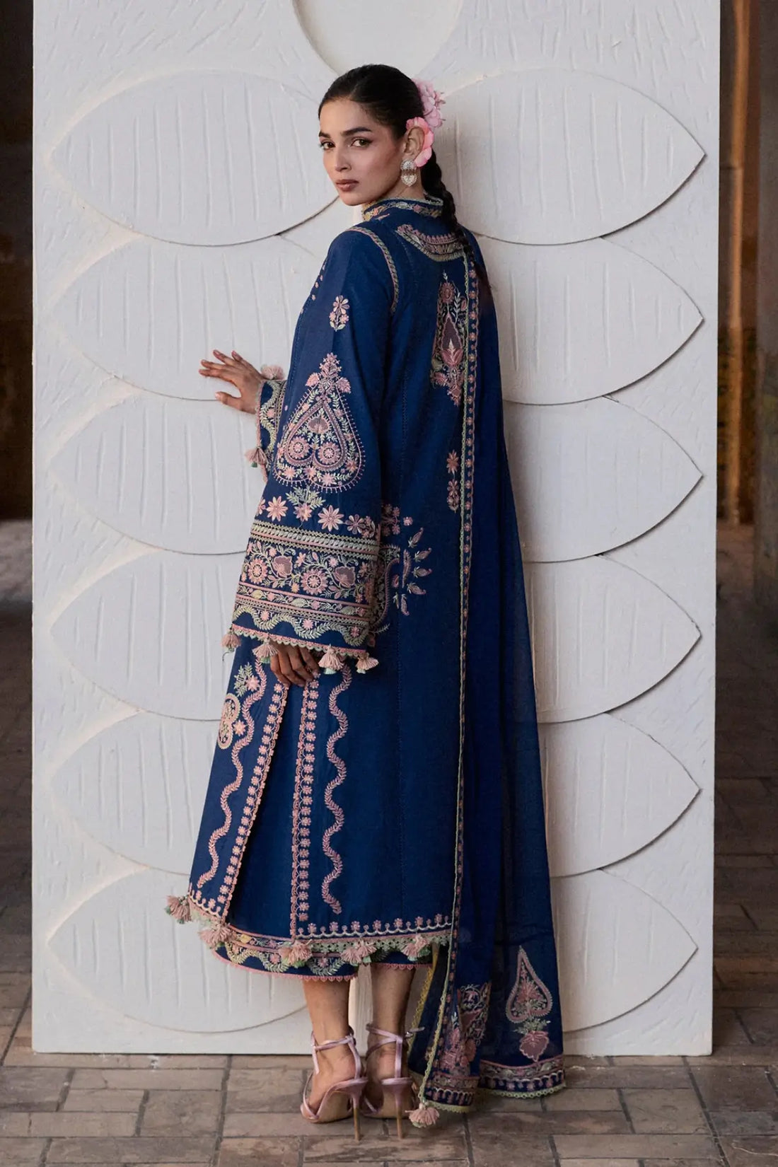 Abi ink blue lawn stitched 3PC Pakistani suit with chiffon dupatta by Hussain Rehar Pakistanimoda