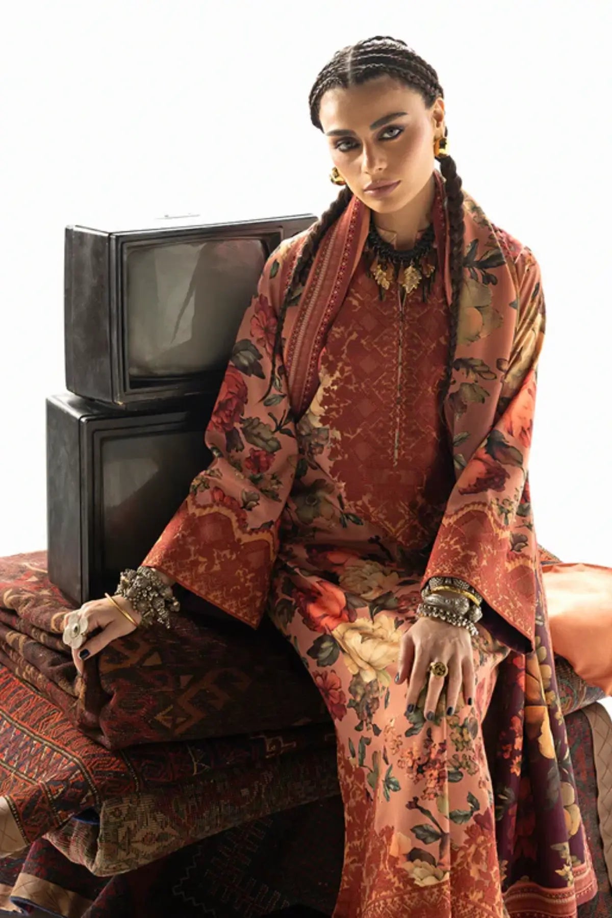 Zainab Chottani Abibi dyed warm rust winter shawl stitched suit from Winter Shawls 25 collection, available at Pakistanimoda