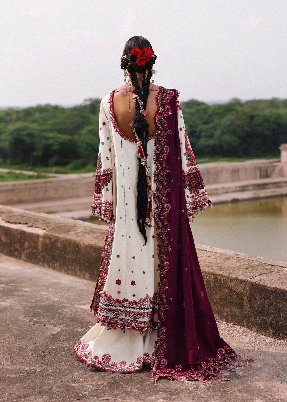 Afsaneh Ivory Karandi Suit with Purple Embroidered Shawl by Hussain Rehar | pakistanimoda.com