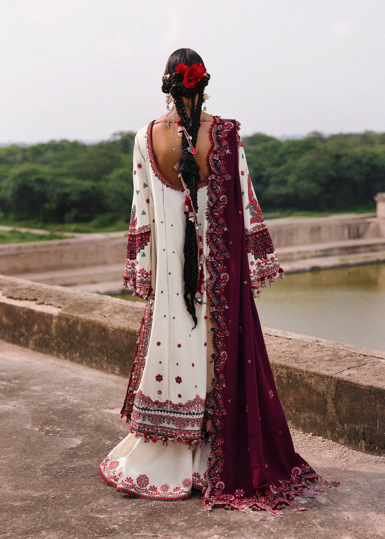 Afsaneh Ivory Karandi Suit with Purple Embroidered Shawl by Hussain Rehar | pakistanimoda.com