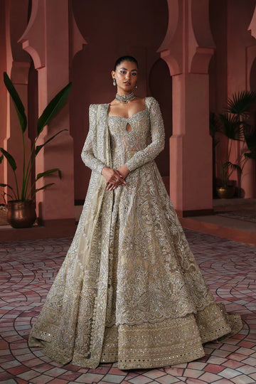 Ivory beige Pakistani bridal dress with farshi lehenga and net gown for USA brides, featuring handcrafted zardozi embroidery and a royal, flowing silhouette.