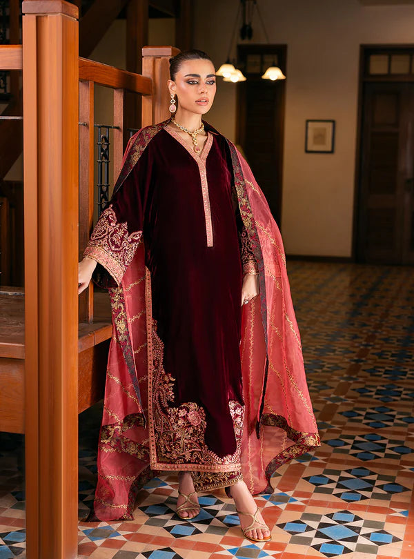 Aima Wine-Red Velvet Suit by Zainab Chottani with burnt-orange dupatta, luxury stitched outfit for winter events at Pakistanimoda.com.