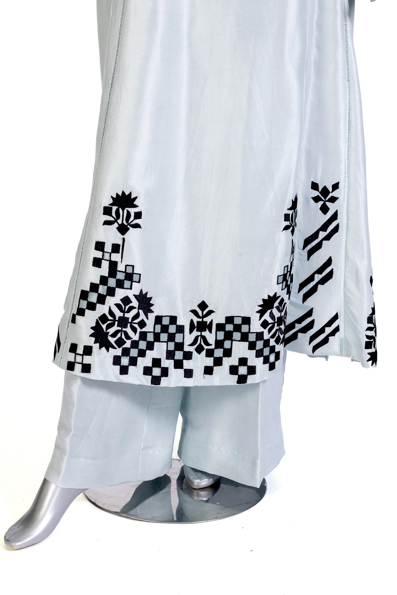 Anchal by MariamRaj – Sky blue embroidered Korean silk suit with peach dupatta