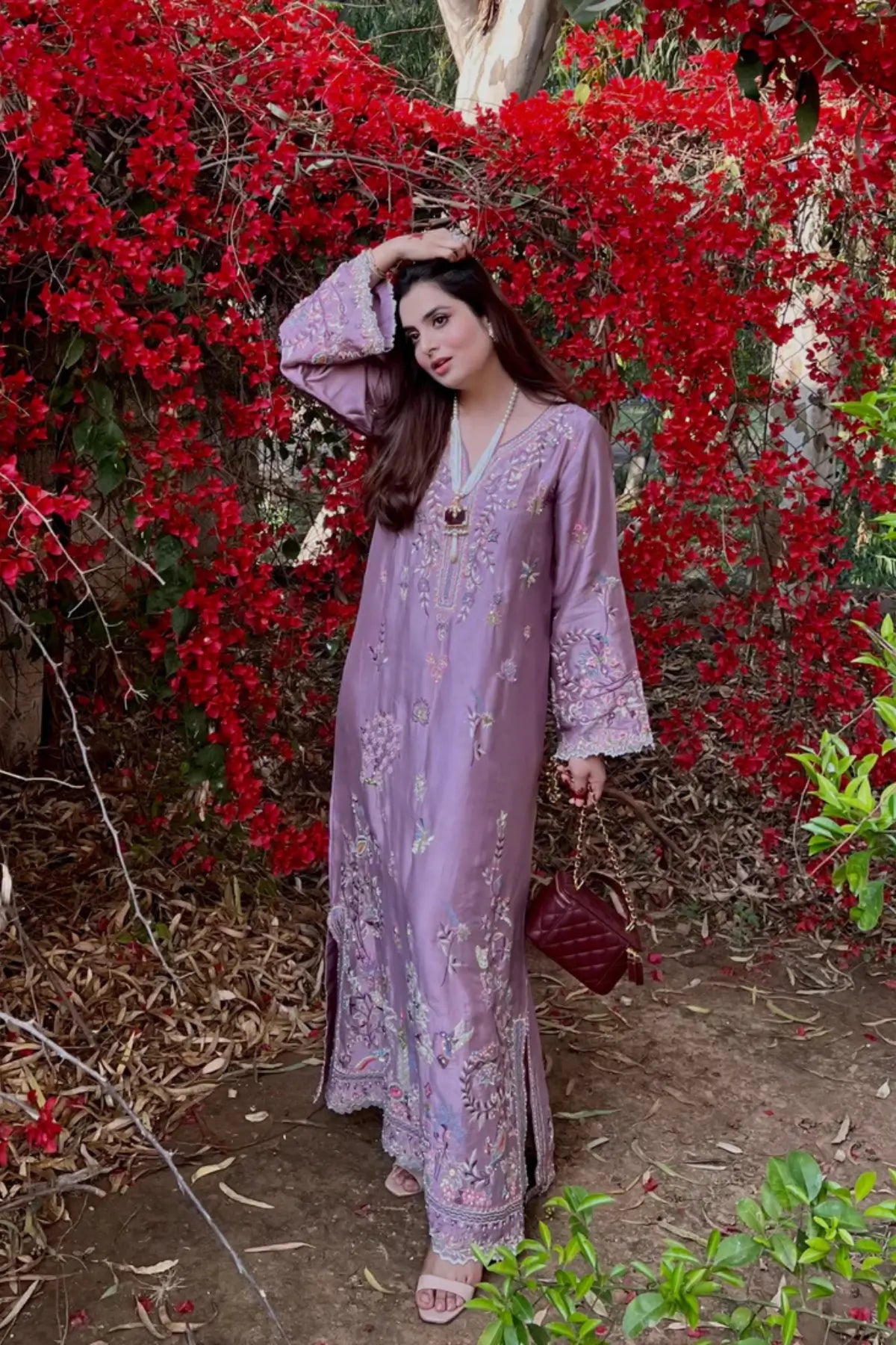 Anush mauve sheesha silk stitched kaftan for Eid and day events