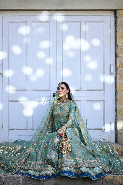 Sage green angharka-style Pakistani bridal kalidaar with jamawar lehenga and kamdani dupatta – ideal for brides in the USA.