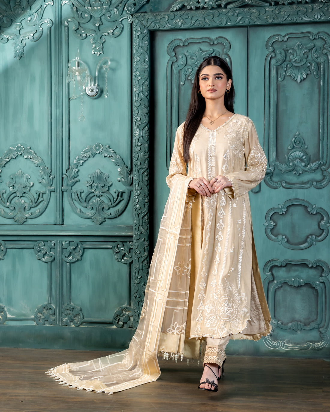 Luxury beige 3PC Pakistani stitched suit MariamRaj at Pakistanimoda