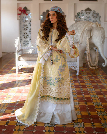 Ayzel- Sajna Lawn 25 Outfit By- Maya Ali