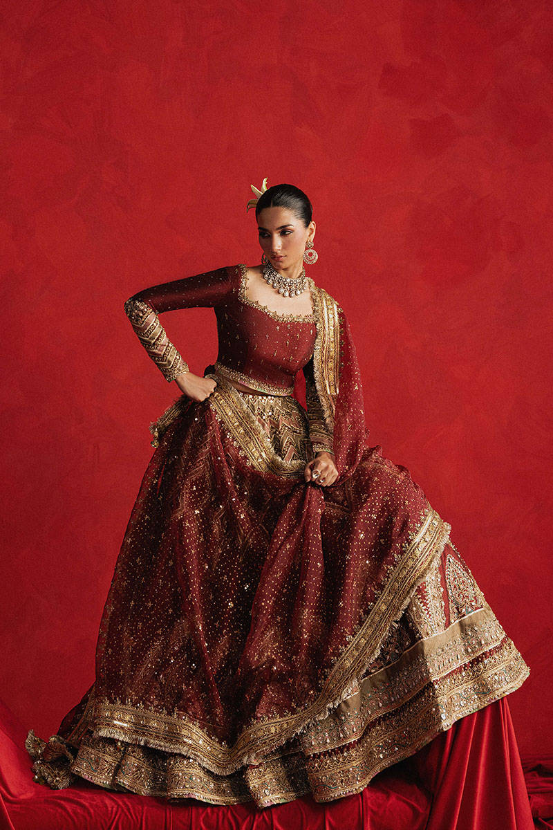 Begum by Mohsin Naveed Ranjha Pakistani maroon bridal lehenga – Pakistanimoda