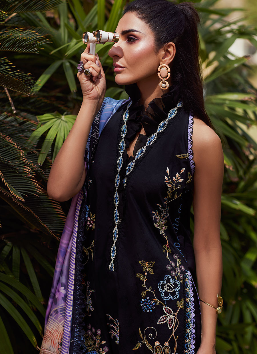 Belle-black- W E S Luxury Ensemble '25 By- Farah Talib Aziz