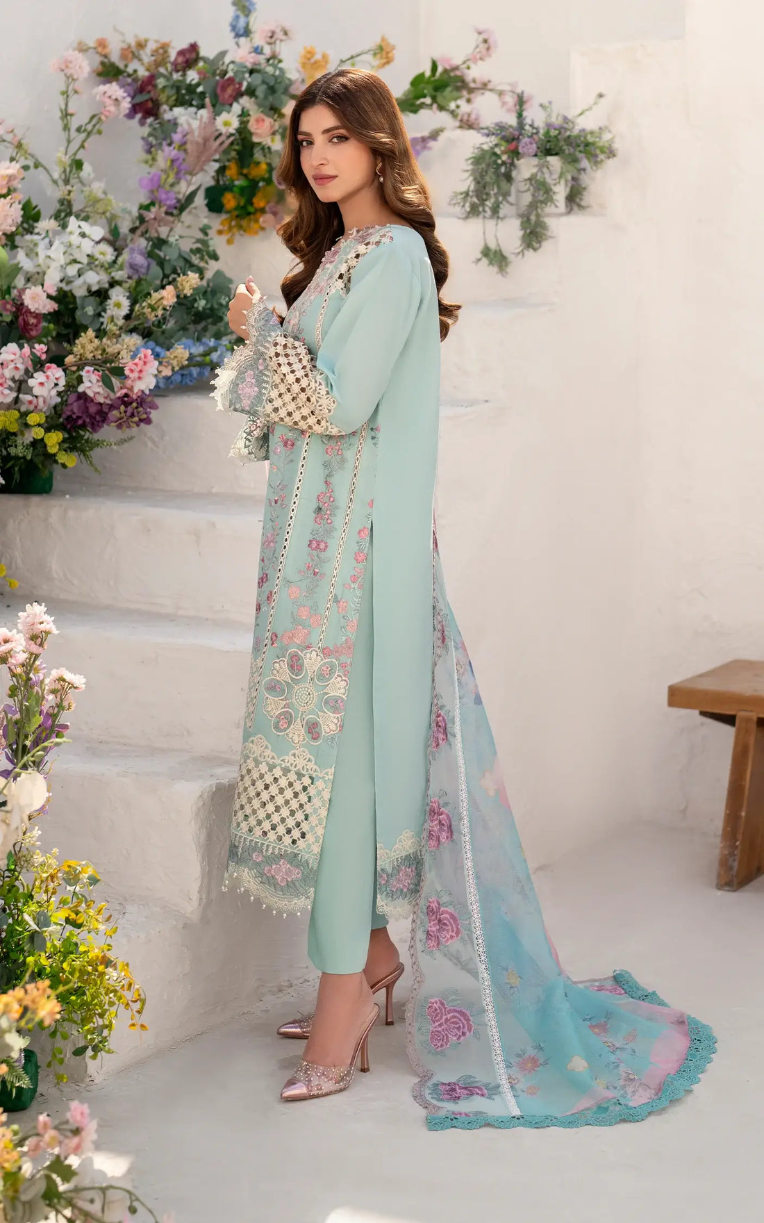 Bells of Ireland (AZL25-10)- Azalia Summer Lawn'25 Ensemble