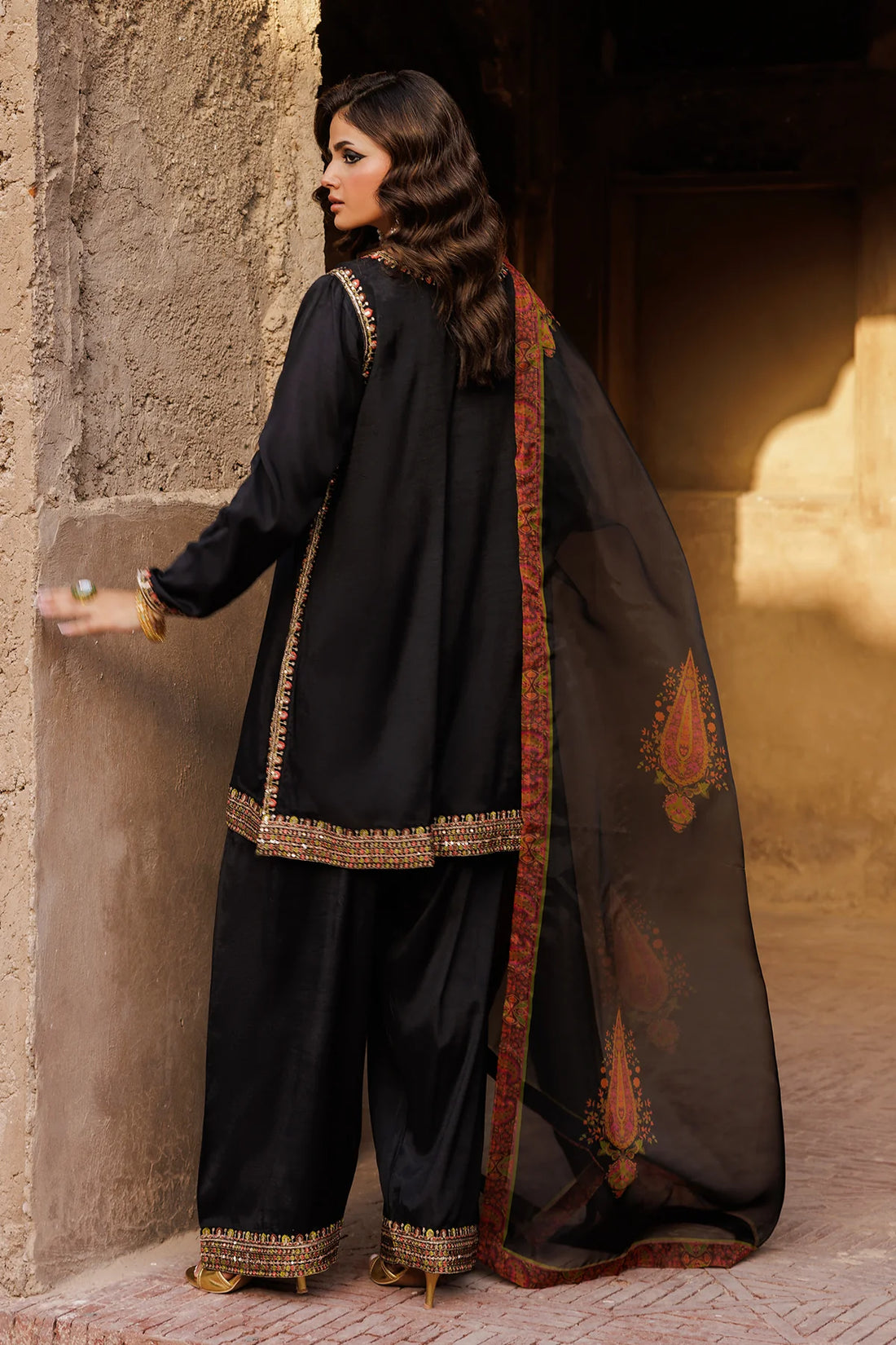 Charizma Mi-Amor CMA-5-086 black embroidered raw silk suit with organza dupatta at Pakistanimoda, shipping worldwide.