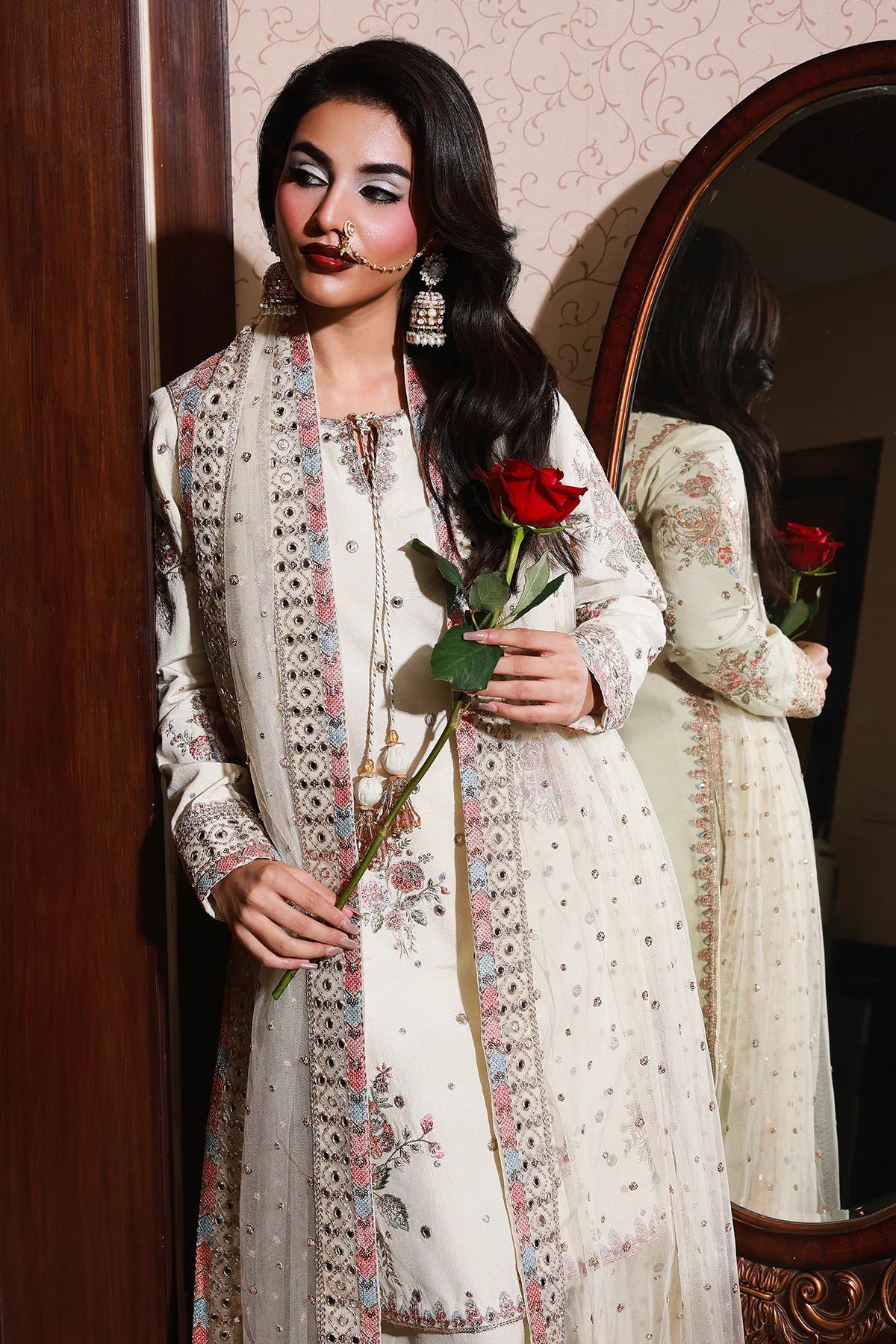 CMA-5-097 – Charizma Mi-Amor White Raw Silk Embroidered 3PC Suit with dupatta and trouser, available online at Pakistanimoda.