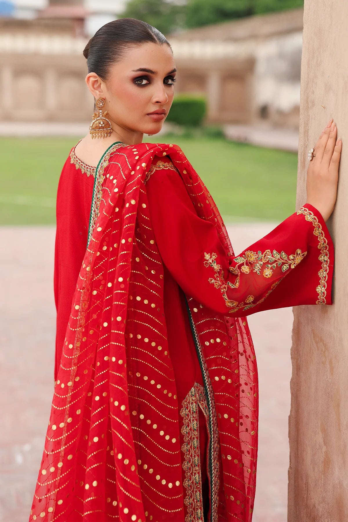 Buy CMA-5-107 red raw silk embroidered 3-piece Pakistani suit with organza gold print dupatta online at Pakistanimoda.com – festive wear with delivery USA, UK, Canada.