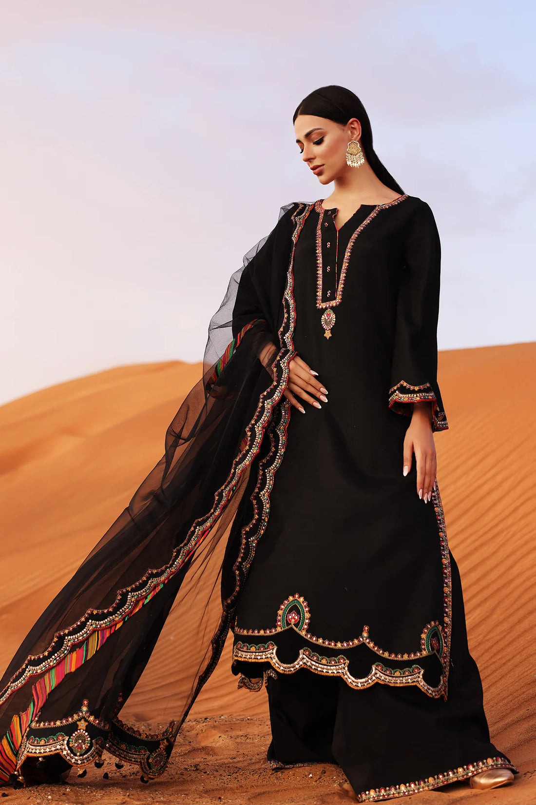 CMA-5-109 – Charizma Mi-Amor Black Raw Silk Embroidered 3PC Suit with dupatta and trouser, perfect festive wear at Pakistanimoda online.