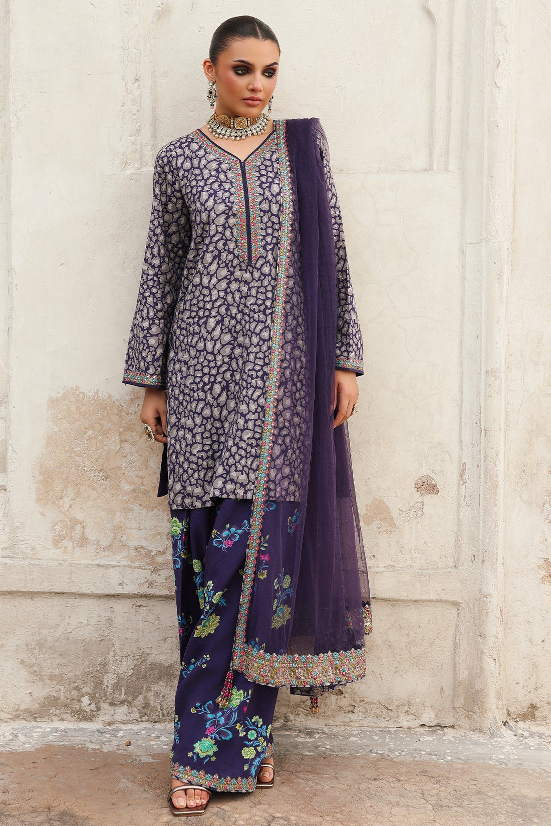 CMA-5-121A handcrafted lavender embroidered raw silk 3-piece suit with printed shalwar and poly net dupatta – festive Pakistani outfit at Pakistanimoda.com.