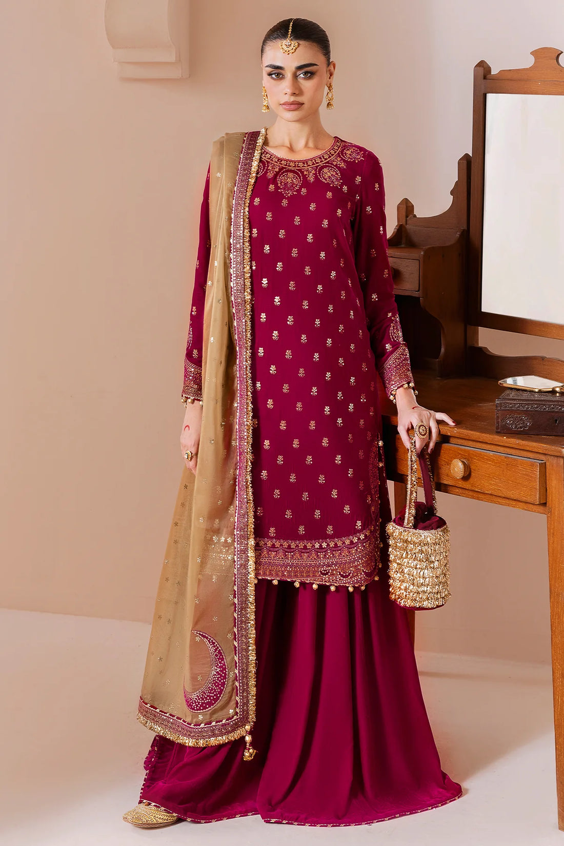 CVF-D-11 Jazmin Plum Embroidered Velvet Stitched Formal Dress with Organza Dupatta for Wedding & Party Events – Pakistanimoda
