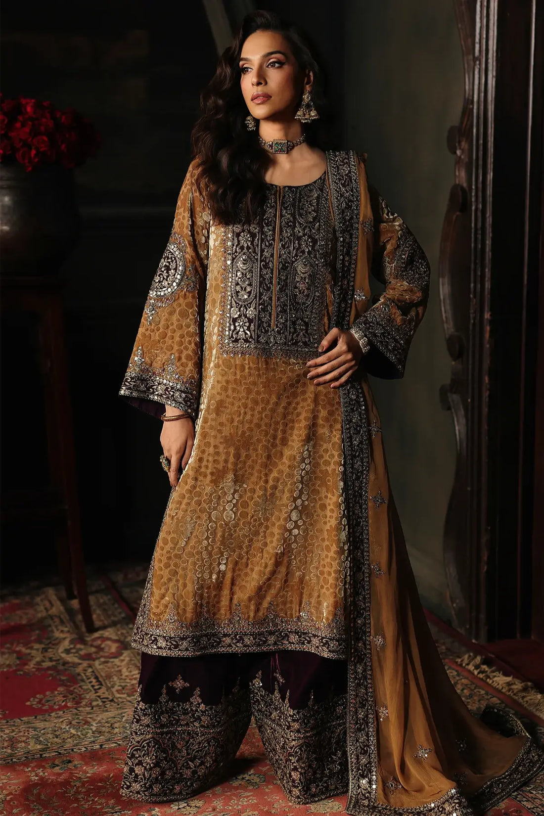 brown velvet dress pakistani Pakistani Velvet Dresses With Lace