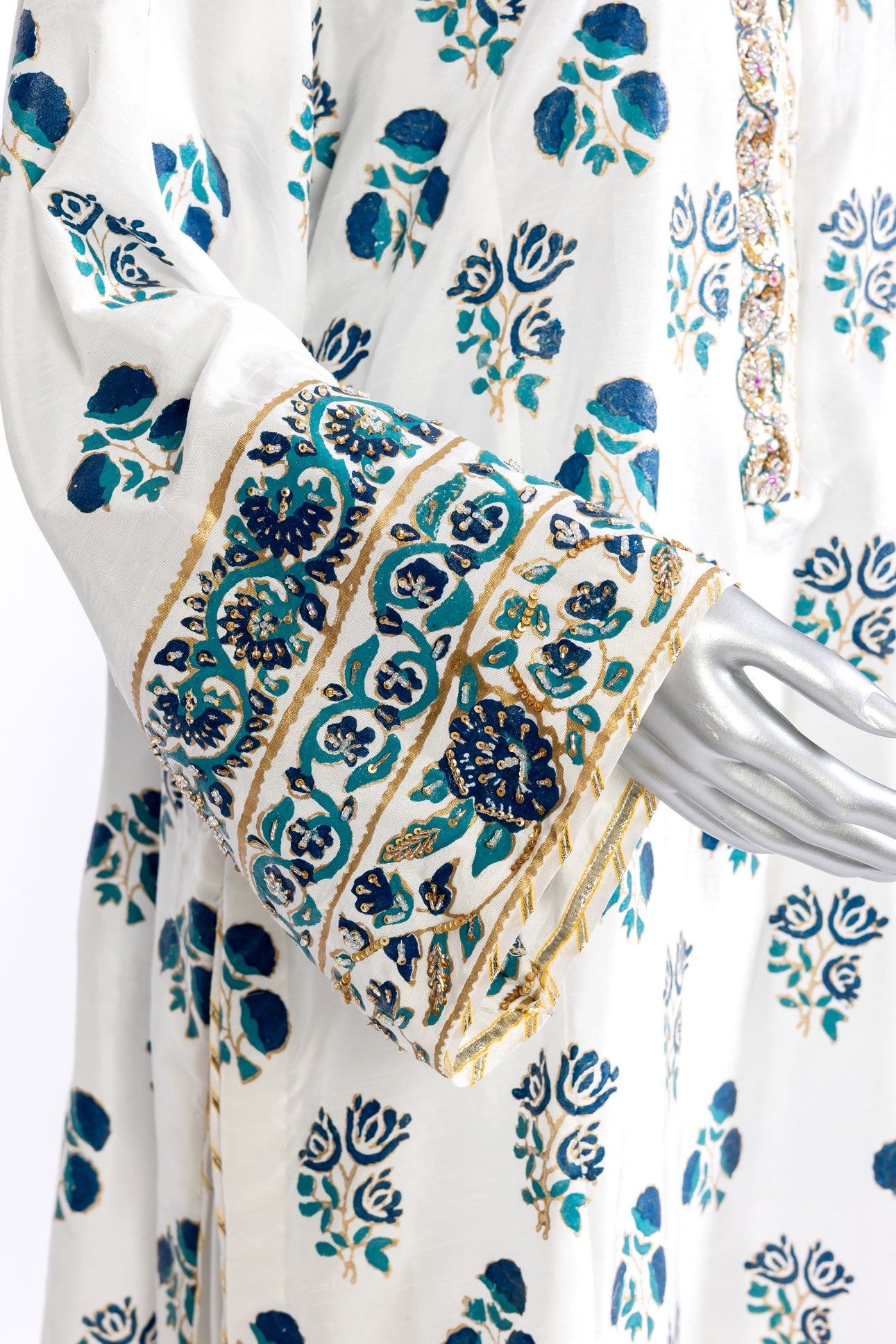 Chandni stitched Pakistani white & blue Korean silk 3pc suit with block print & embroidery – MariamRaj.com