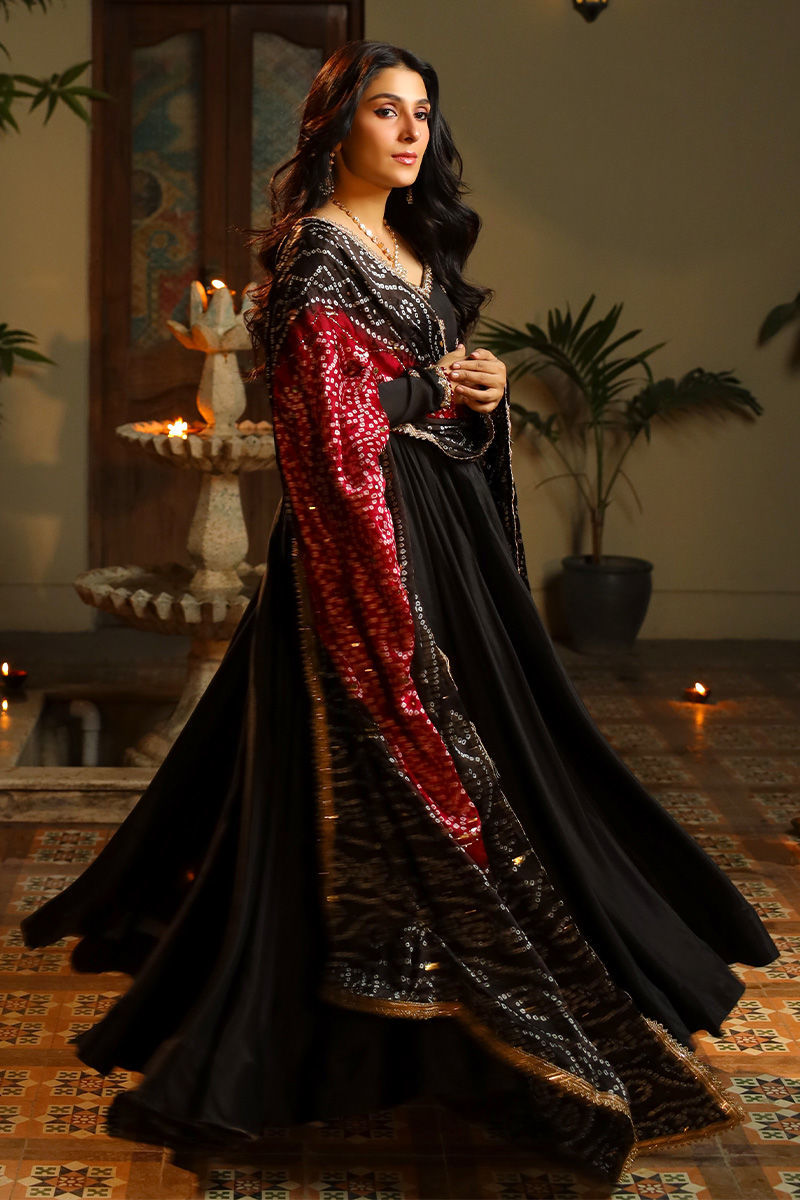 Chunri - Black Silk Long Frock Paired with Chunri Dupatta Pakistani Moda Chunri - Black Silk Long Frock Paired with Chunri Dupatta Pakistani Moda