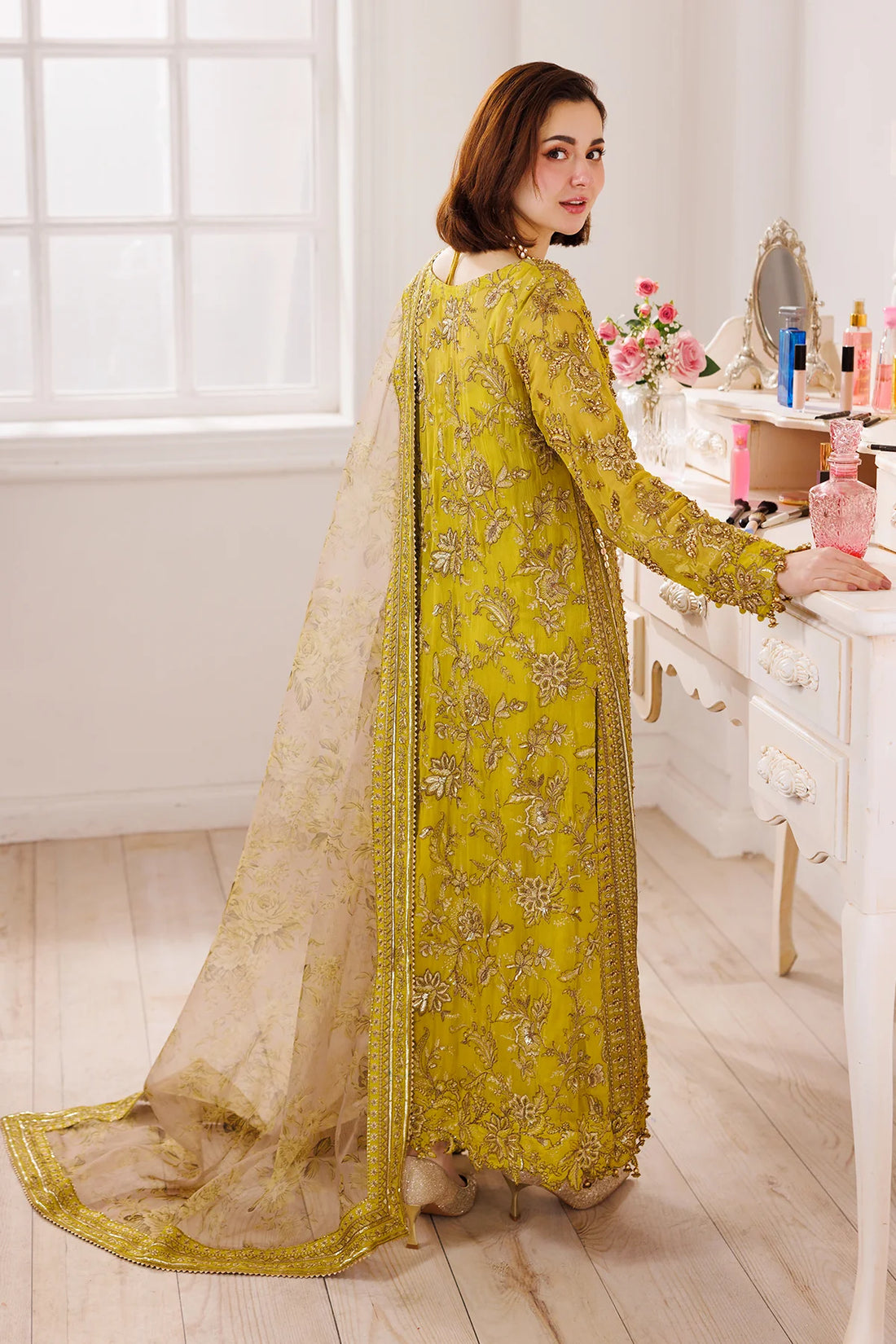 DJ5-04- Dastan E Jashan '25 Vol- 01 Luxury Ensemble By- Charizma