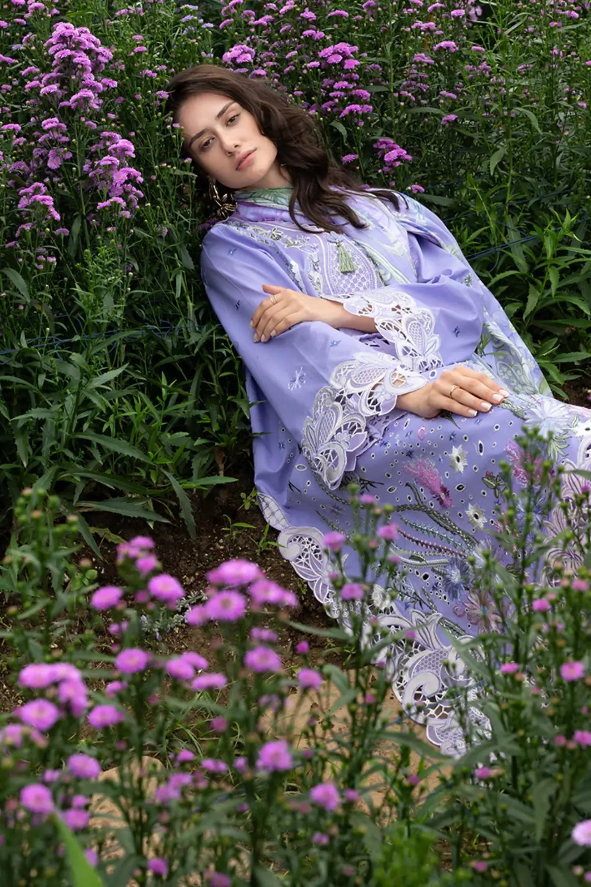 Daisy Reverie light purple Mushq lawn 3PC suit with silk dupatta and handmade tassels