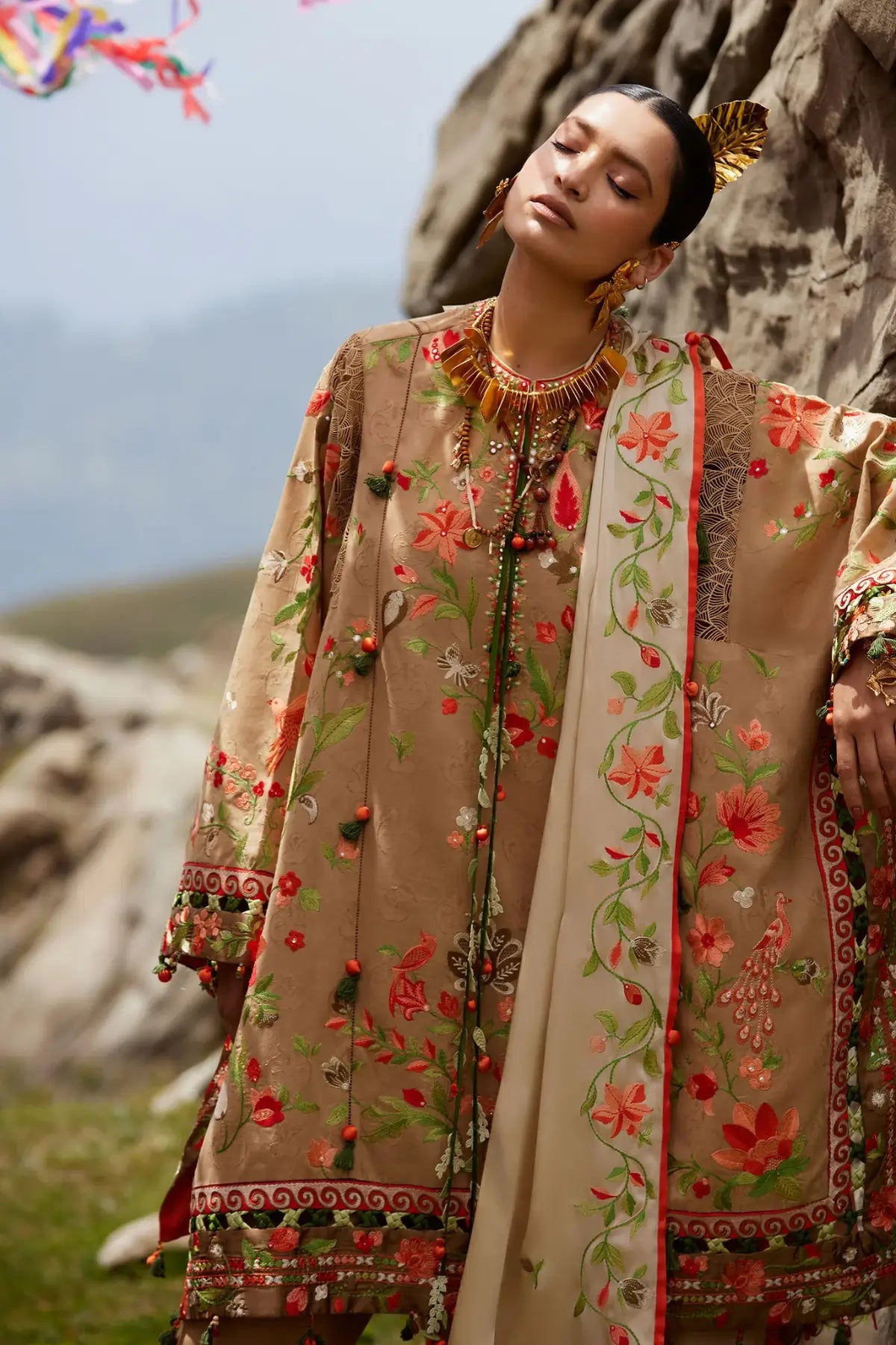Deodar EL26-12 B beige gold Élan Lawn'26 stitched 3PC suit with silk dupatta