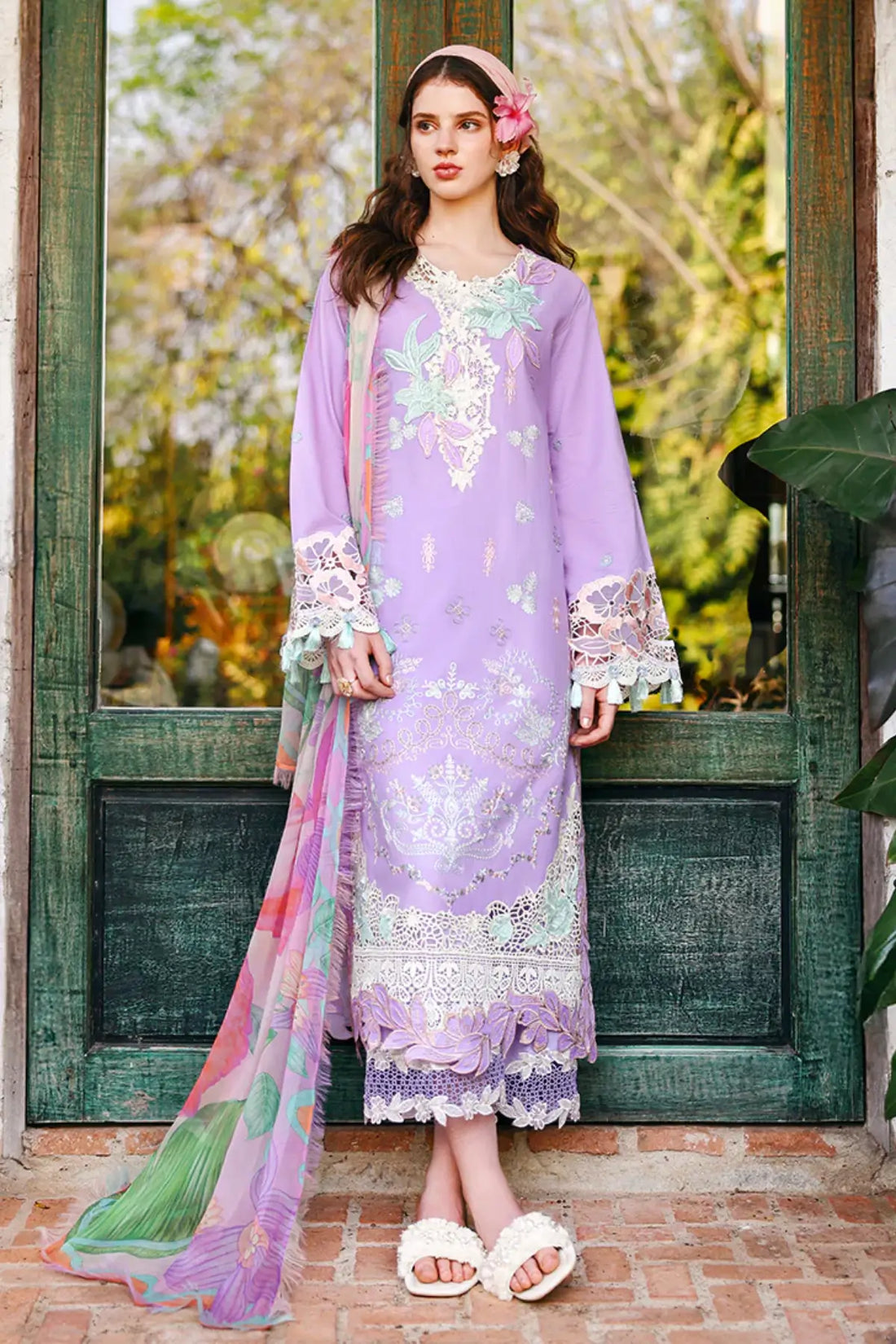Dewspell lavender Mushq lawn suit with chiffon dupatta and 3D flower detail