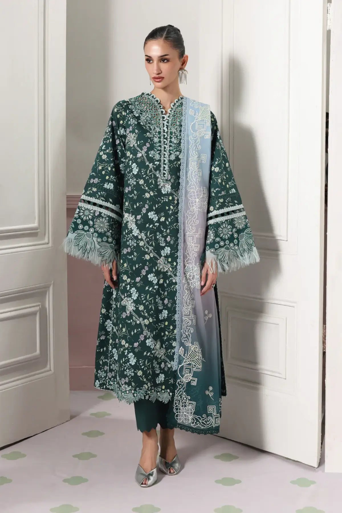 Diane QQP-09(B) by Qalamkar emerald green lawn stitched suit with embroidered front, printed chiffon dupatta, and plain cotton trousers.