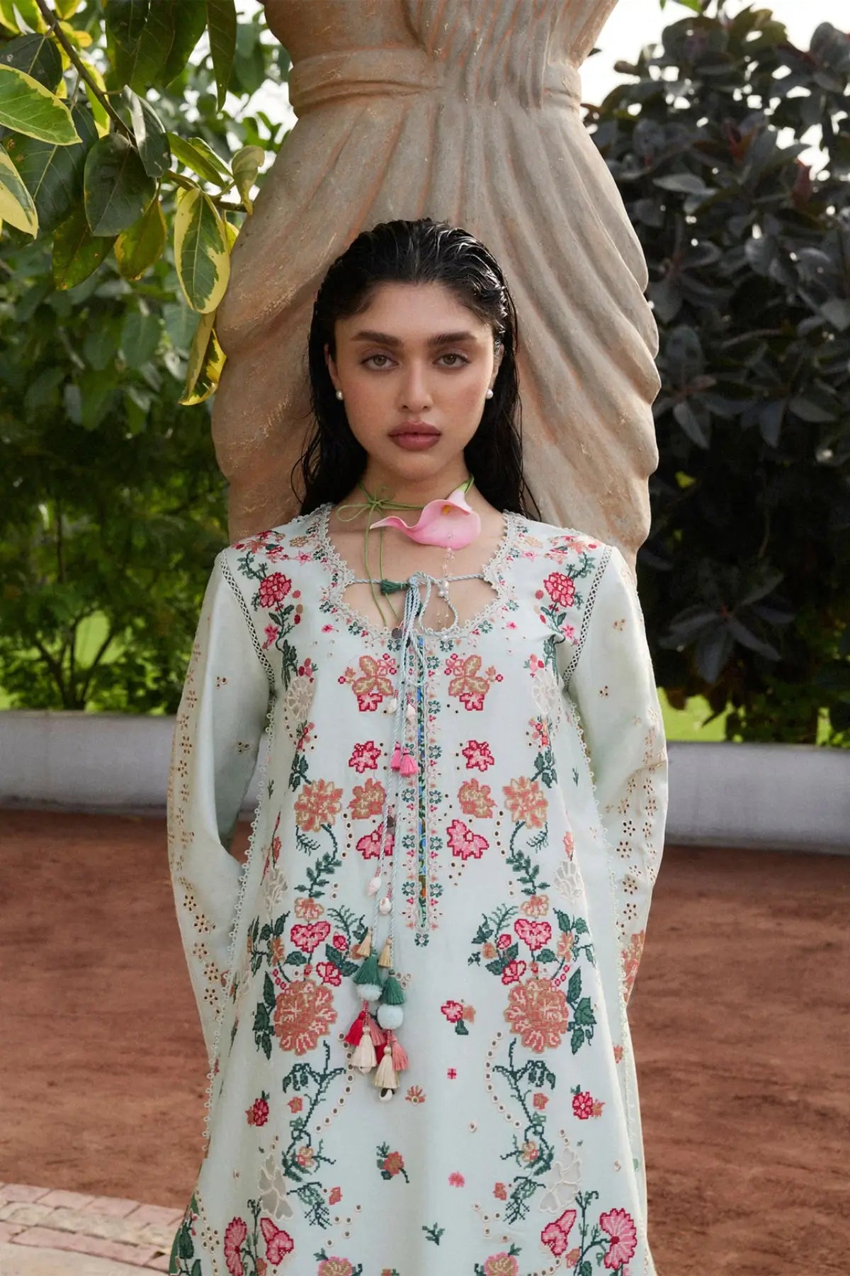 Dilara Hussain Rehar Pret SS'26 mint green embroidered lawn suit with chiffon dupatta at Pakistanimoda.