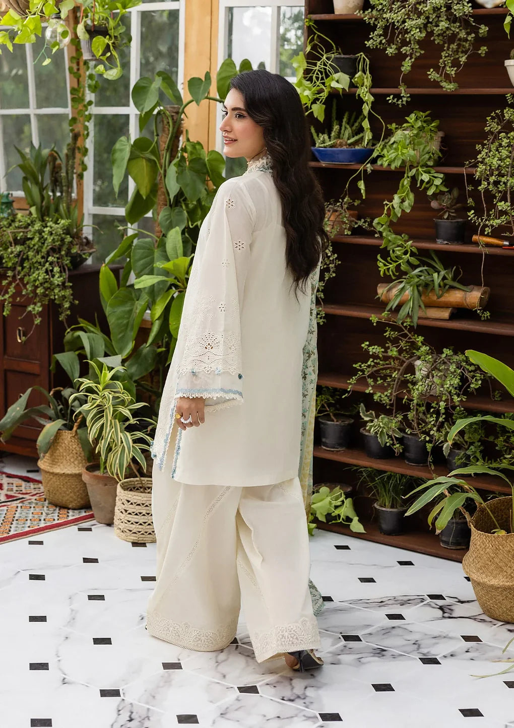 EEC-1B Pearlista – Stitched 3-Piece Designer Lawn Suit by Elaf
