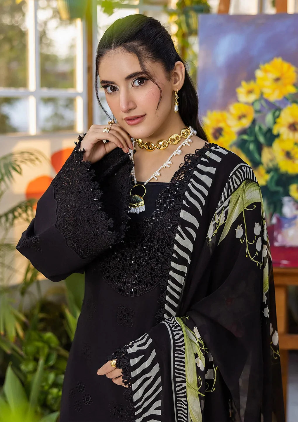 EEC-2A Queen of Dusk – Luxury Grey Chikankari Lawn Suit