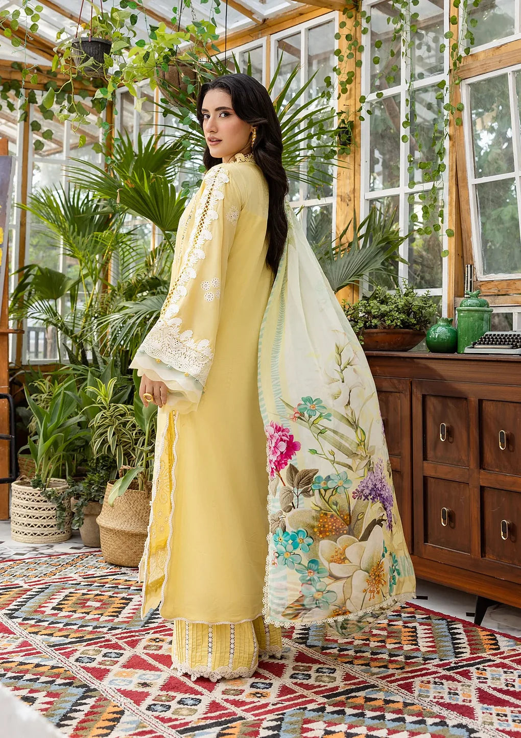 Butter Bloom Yellow Chikankari Lawn Outfit – Pakistanimoda