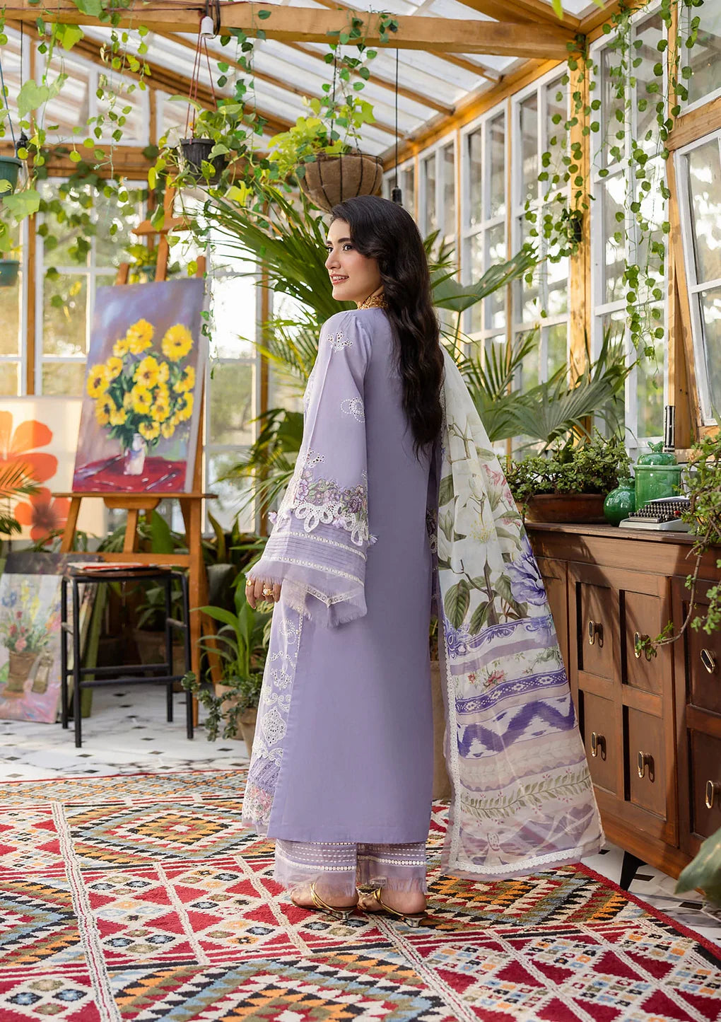 Stitched Lavender Lawn Suit with Chiffon Dupatta – Pakistanimoda