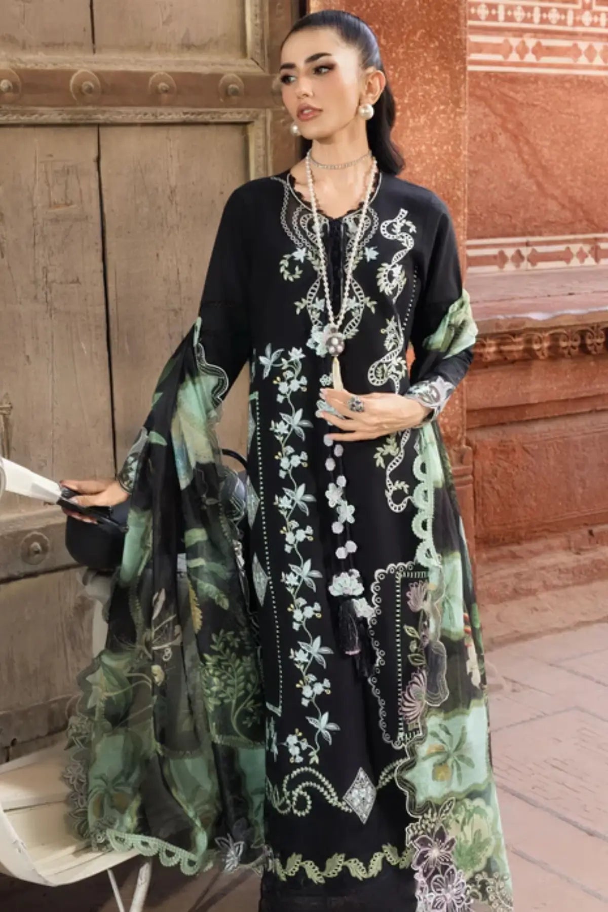 ELISE 1A black Saira Shakira Bloom lawn stitched 3PC suit with monar dupatta
