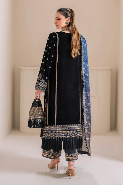 Embroidered velvet outfit for weddings and parties