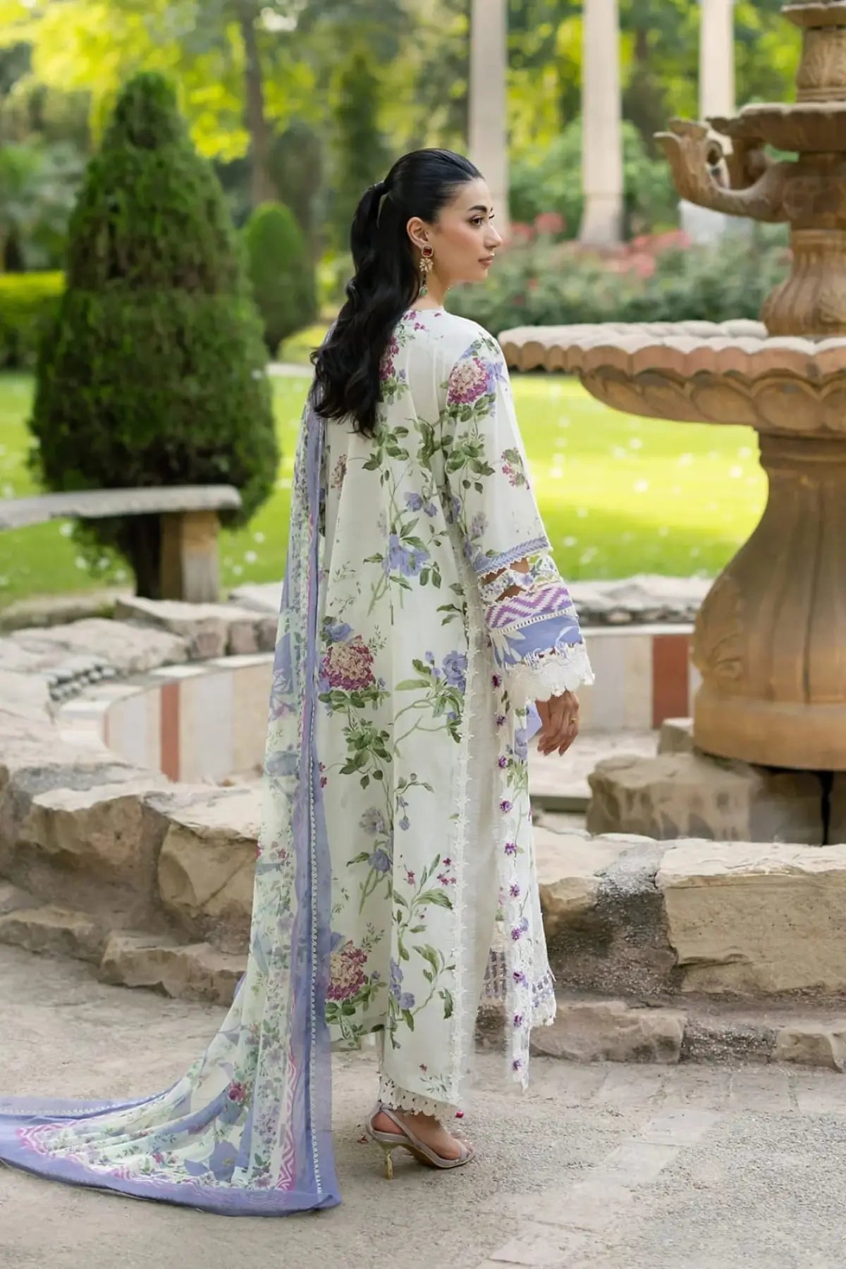 ESG-3B Katie Elaf Premium ivory lawn suit with printed chiffon dupatta stitched by Pakistanimoda